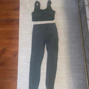 Fabletics army set